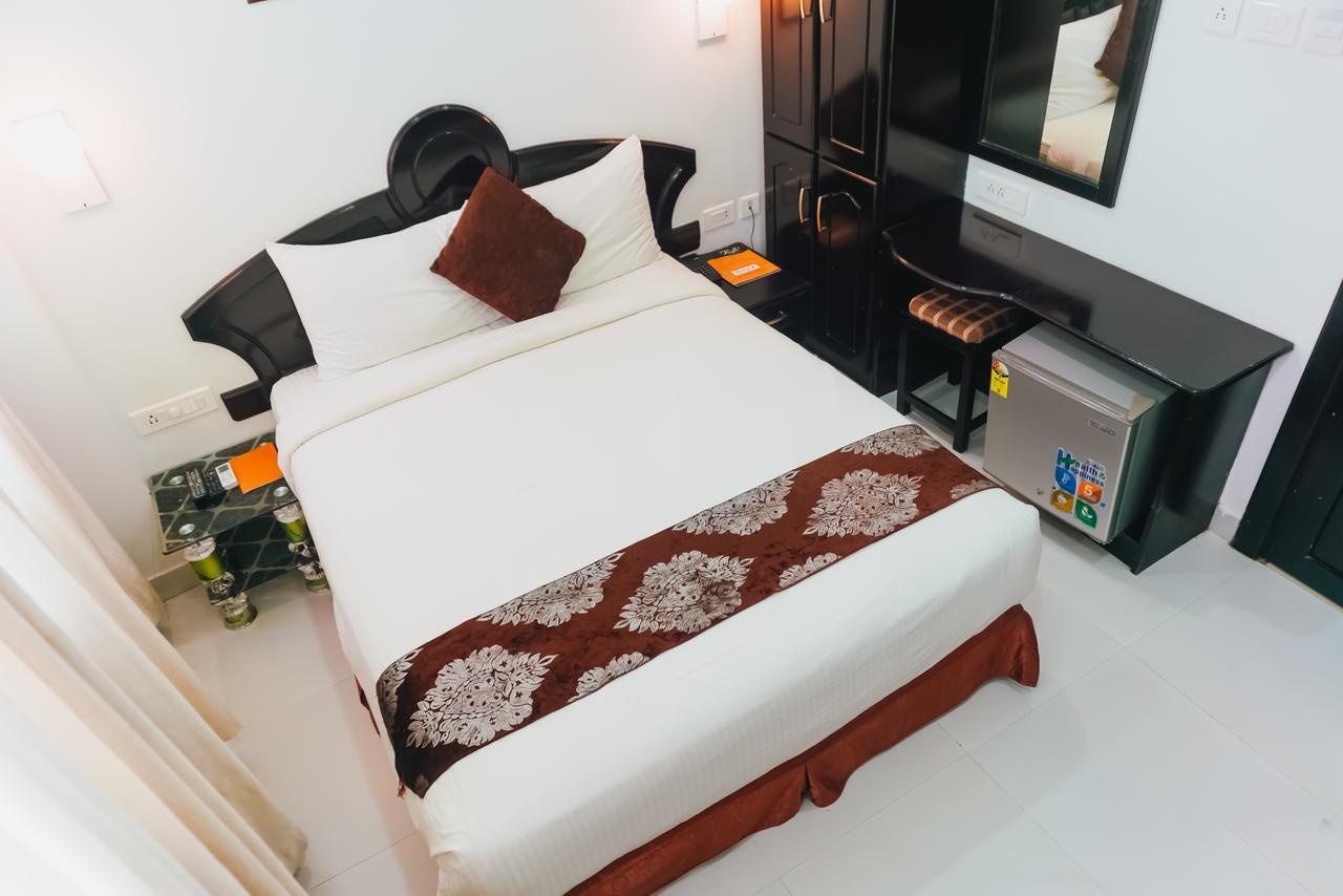 Chothys Park Hotel Thiruvananthapuram Esterno foto
