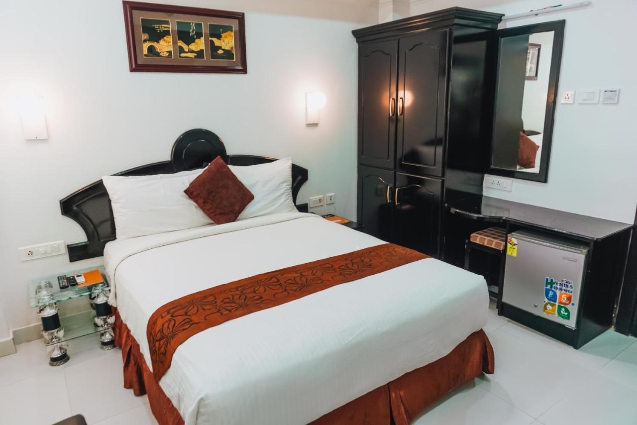 Chothys Park Hotel Thiruvananthapuram Esterno foto