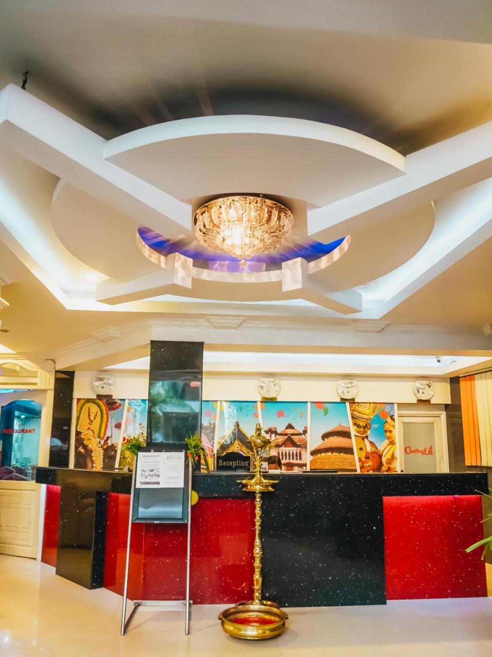 Chothys Park Hotel Thiruvananthapuram Esterno foto
